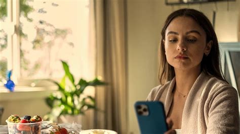 the consultant s01e06 360p